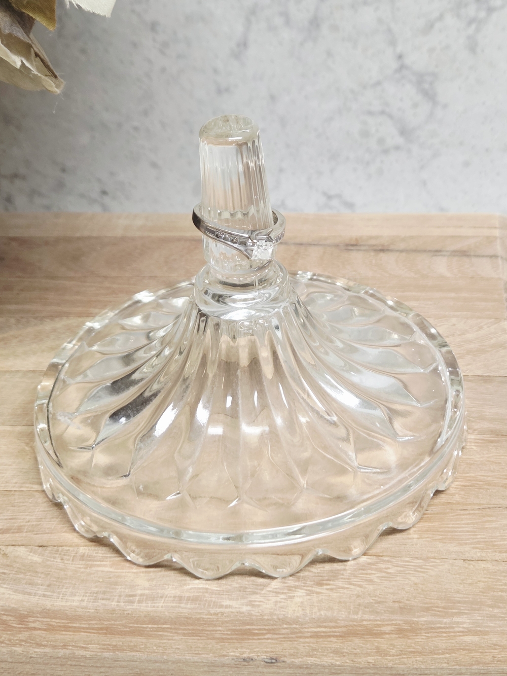 Clear Glass Ring Holder Dish – Decorative Jewelry Tray